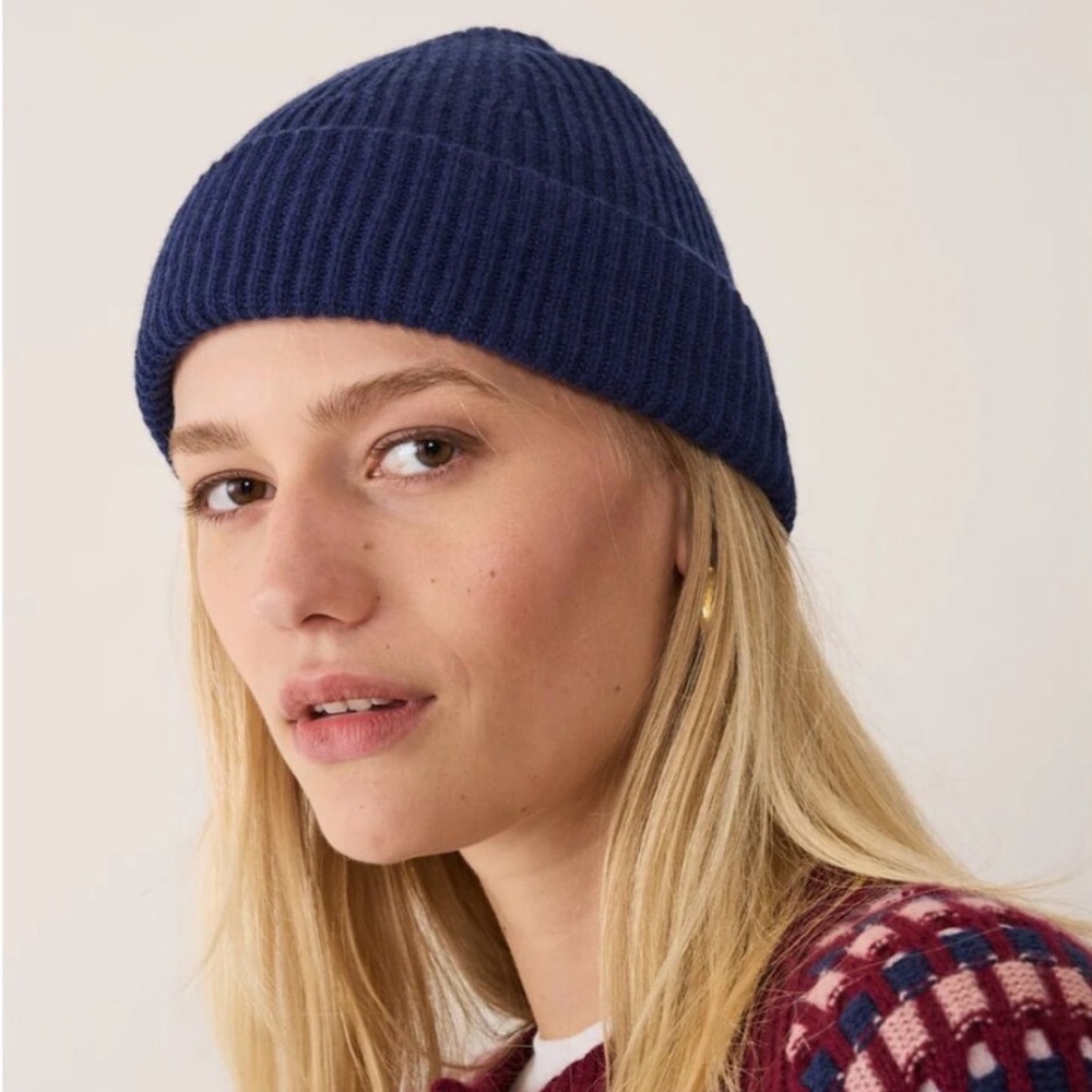 Loop Cashmere Navy Blue One Size Cashmere Beanie – New